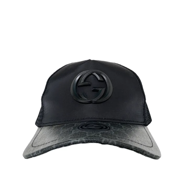 GG22.3 Black trucker cap
