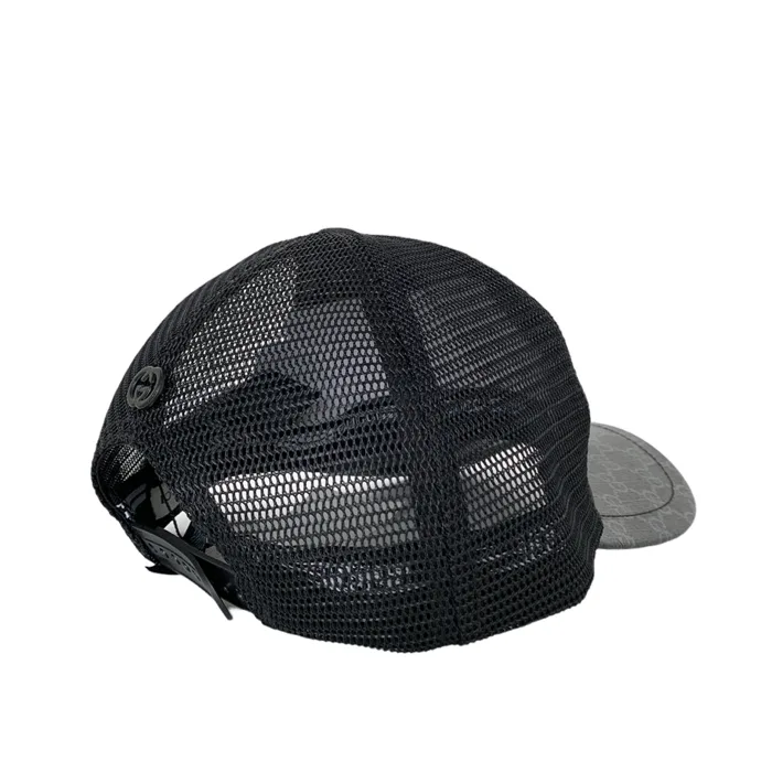 GG22.3 Black trucker cap