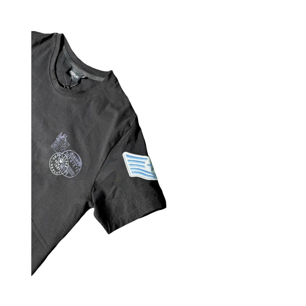 RE50 Japanese Print Black Crew-Neck T-Shirt